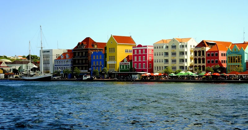 Blue Curaçao: der unterschätzte Teil des Drinks